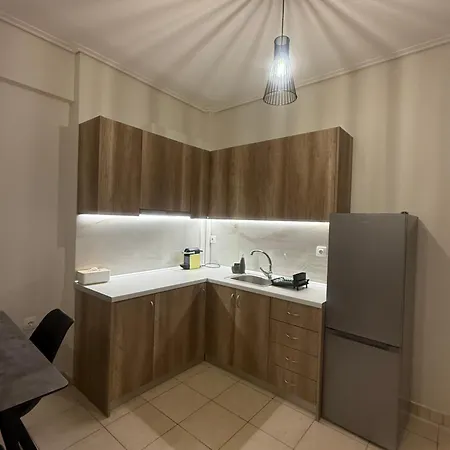 Domus Philippi & Parking Larissa