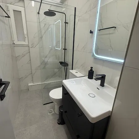 Domus Philippi & Parking