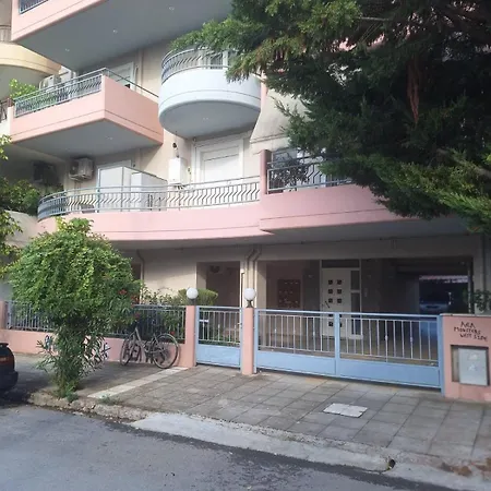 Domus Philippi & Parking Apartamento Larissa
