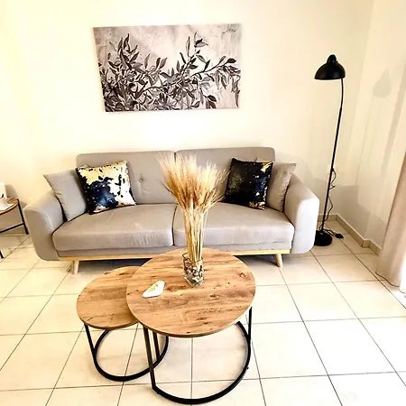 Appartement Domus Philippi & Parking Larissa